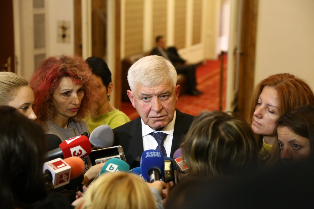 Кирил Ананиев към Манолова: Г-жо Омбудсман, не искам извинение от Вас за...