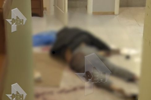 Русия в шок! Известен телевизионен водещ се застреля в дома си (ВИДЕО 18+)
