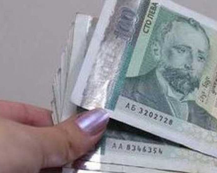 Факир! Тази бургазлийка омайва мъже в нета, после отива у тях и става страшно!