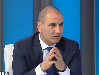 Цветан Цветанов посочи кога корупцията в България е била най-ниска и направи нещо човешко в ефир