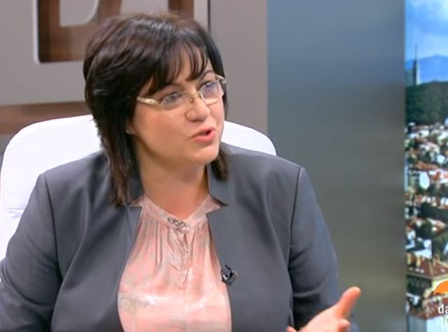 Нинова призна, че е участвала в приватизацията, но се закани: Днес ще е тест за управляващите!