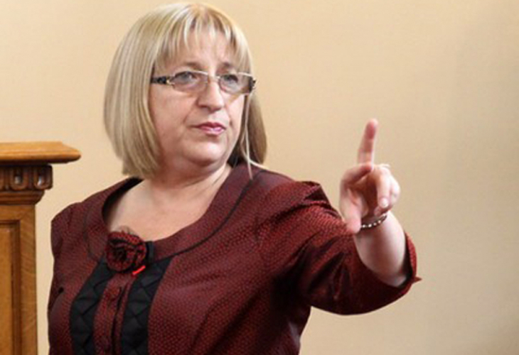 Цачева: Mониторинговият доклад на ЕК e най-позитивният, който сме имали