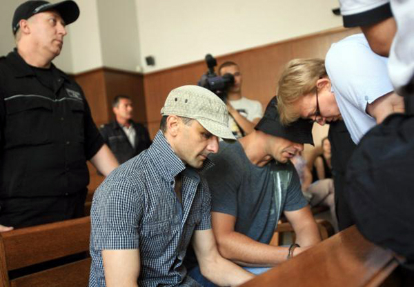 Сандански тръпне: Касапинът, убил сарафката Вероника, е на свобода! Вижте какво завари като се прибра