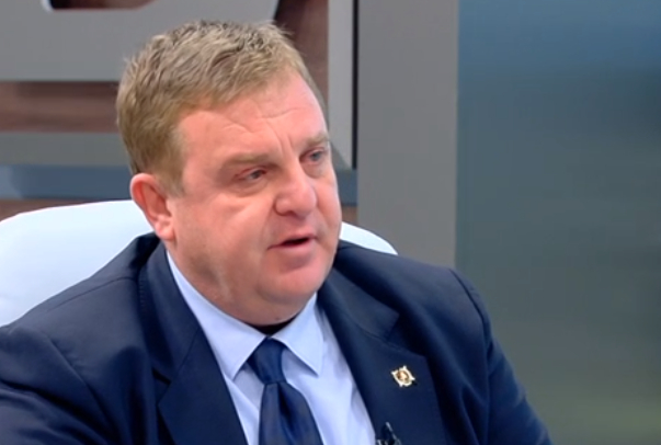 Каракачанов разби филма на Елена Йончева! Вбеси се и я попиля за гостоприемството ѝ към мигрантите 