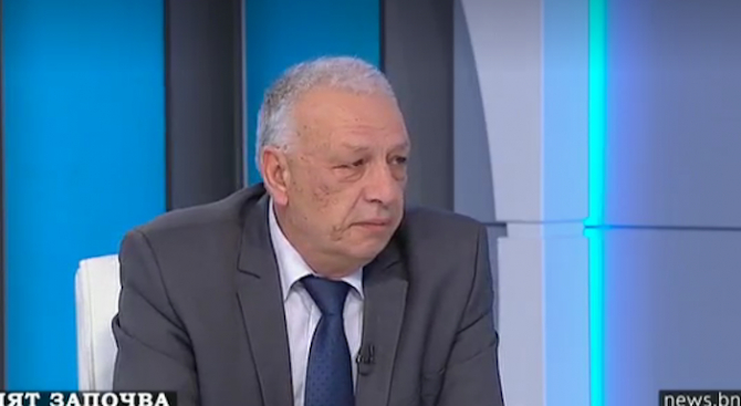 Депутат от ГЕРБ обясни защо точно Нинова е бил изгонена от парламента 