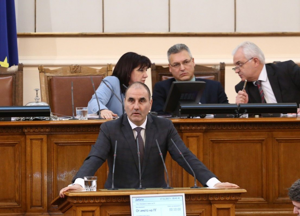 Цветанов разкри какво е провокирало председателя на НС да хвърли оставка