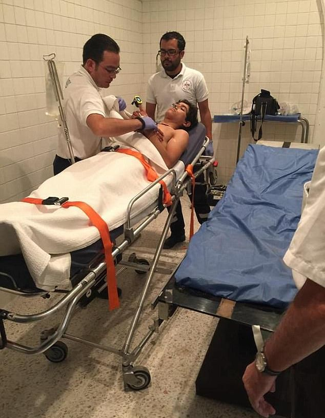 Ужасяващо: Бик набоде гениталиите на матадор и започна да го размята във въздуха (СНИМКИ/ВИДЕО 18+)