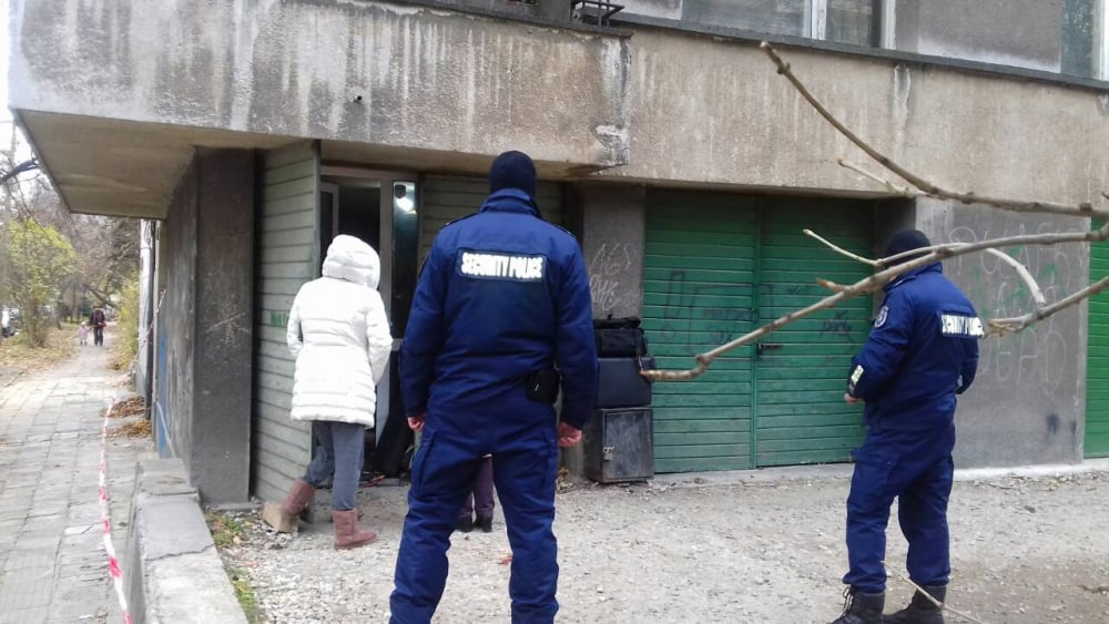 Първа версия за жестокото убийство в гараж в София, замесена е жена (СНИМКИ)