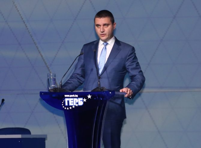 Горанов започна с шега за Борисов речта си на конгреса на ГЕРБ