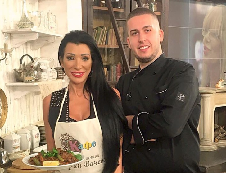 Само в "ШОУ"! Пребиха готвача на Гала, счупиха носа му и...