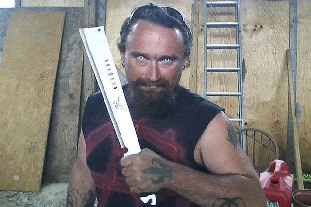 Сатанист прелъсти и уби с особена жестокост непозната, накълца я на части и ... (СНИМКИ)