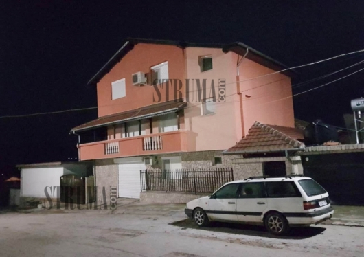 Криминалисти щурмуваха меката на дрогата в Петричко 