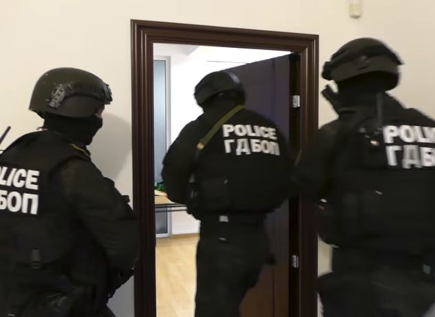 Разбра се кой е арабинът, въртял наглата далавера със скъпоструващи лекарства за онкоболни 