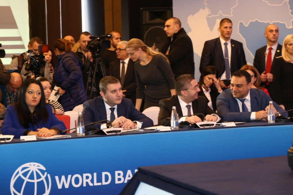 Фоторепортаж в БЛИЦ: Борисов посочи тайната на успеха и пътя към просперитета на Балканите (ВИДЕО)