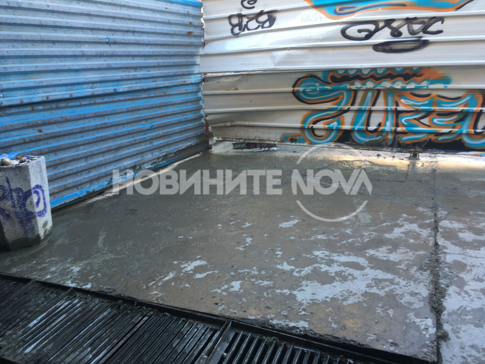 Шефът на „Метрополитен” обясни какво е наложило евакуацията в подлеза на бул. „България” (СНИМКИ)