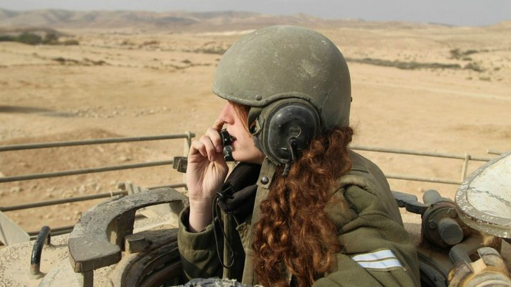 Експериментална програма вкара топ красавици в израелските танкове Merkava, но... (СНИМКИ)