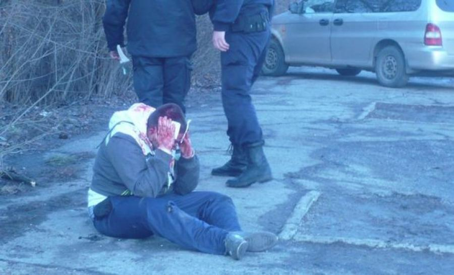 Зверство в центъра на Враца! Младежи като глутница вълци се нахвърлиха на мъж и го смляха от бой 