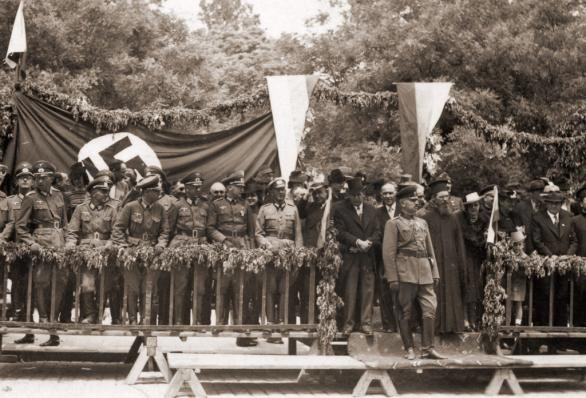 Преди 76 години България взима лошо съдбоносно решение, което ражда израза "играчка-плачка"