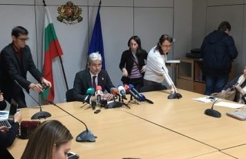 От последните минути: Държавата пак клекна пред зеления рекет за Банско