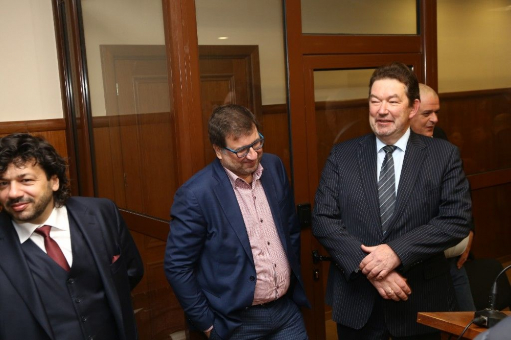 Очаквано: Процесуални пречки спънаха старта на мегаделото за КТБ