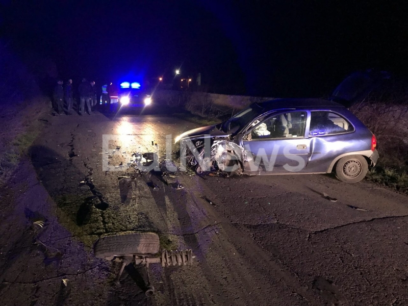 Кървава нощ в Северозапада: Труп лежа с часове на пътя край Враца, а брутални СНИМКИ показаха как келеш помете жена и извика мама и тати за кураж