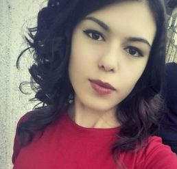 След трагедията с убитата на пешеходна пътека Фатиме: Младо момиче просълзи мрежата с разтърсващото си послание 