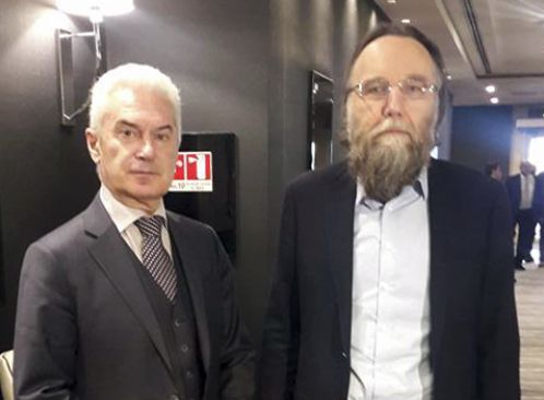 Световноизвестният политолог Александър Дугин ръкопляска на Сидеров (СНИМКИ)