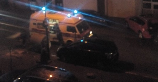 Сигнал в БЛИЦ! Гори голям пожар в столичен квартал! На място има поне четири пожарни и линейки (СНИМКИ)