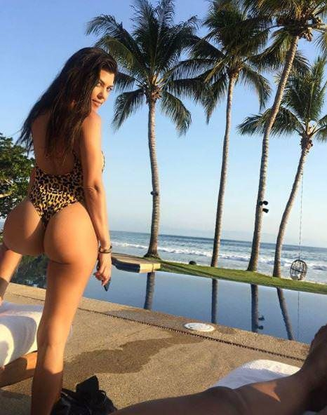 Звезди ръсят по 500 паунда на сеанс за избелване на ануса (СНИМКИ 18+)