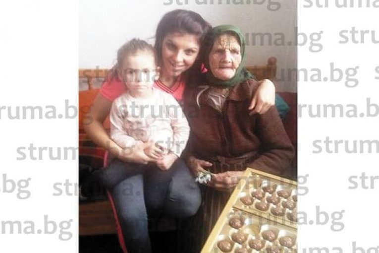 Малко не стигна на баба Магделина от Добринище да закръгли 103 години