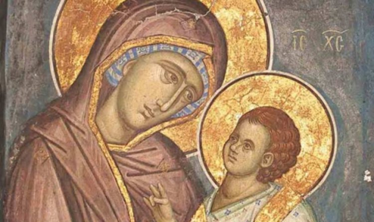 Пет мъжки имена и една омайна, но и много хитра жена, черпят днес в Деня на бащата