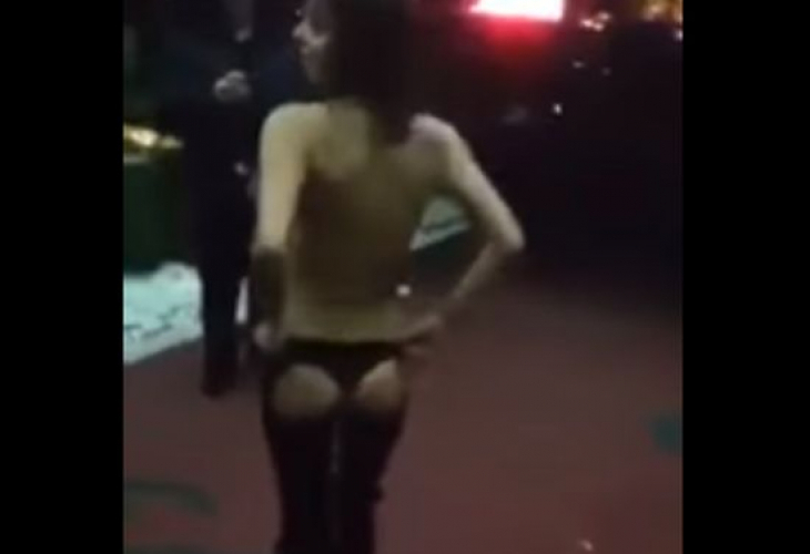 Содом и гомор - 2! Грозно ВИДЕО (18+) с чисто голото момиче от "Студентски град" потресе мрежата