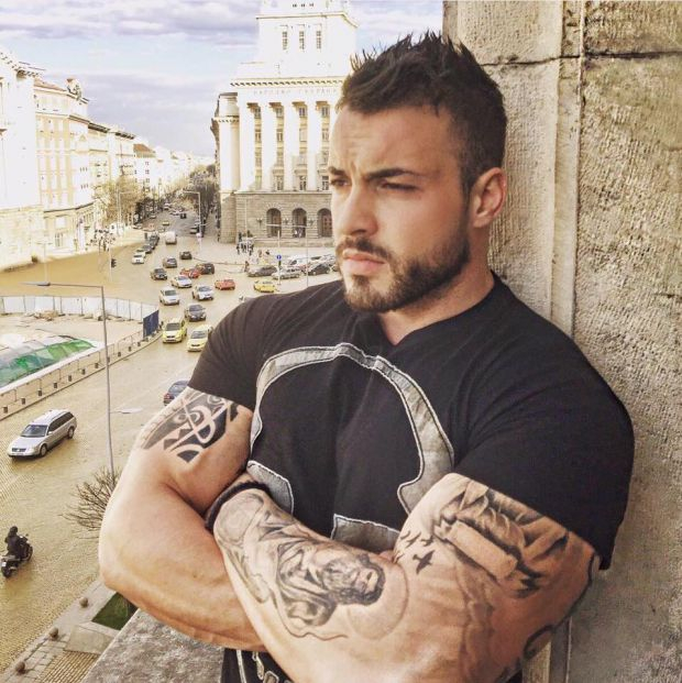 Нож в сърцето на Митака от "София ден и нощ"! Ето какво му се случи точно преди Коледа