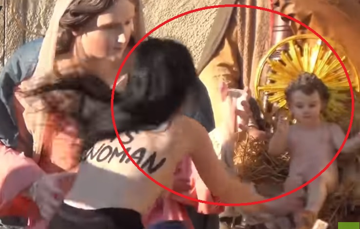 Голата Алиса направи нещо потресаващо във Ватикана (ВИДЕО 18+)