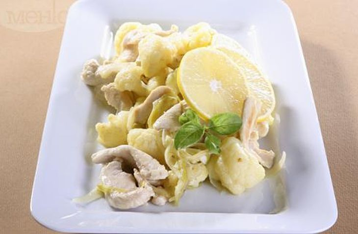 Вкусно изкушение! Това пиле на тиган с карфиол ще разбуди сетивата ви!