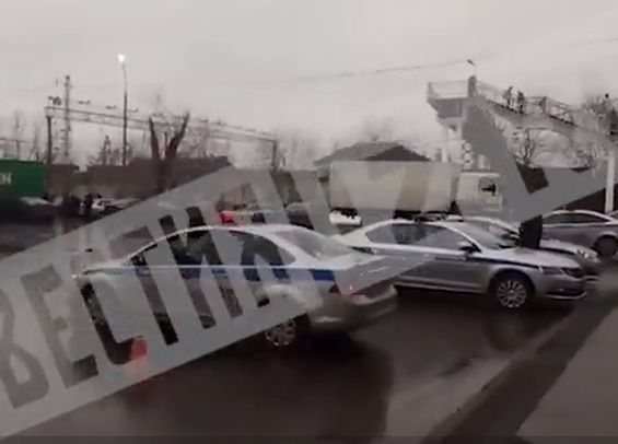 Извънредно! Стрелба в завод "Меншевик" в Москва, има убит!