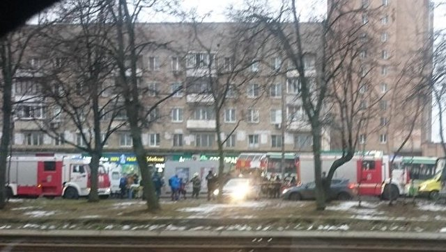 Извънредно от Москва! Нов ужас: Автобус се вряза в чакащите на спирка край метрото, има жертви (СНИМКИ/ВИДЕО)