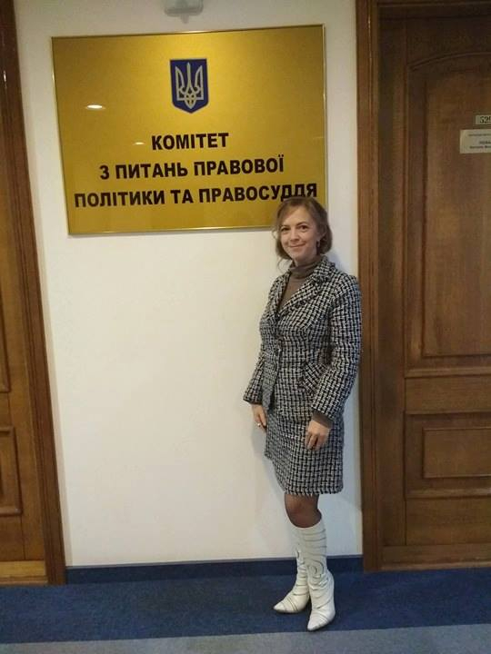 Красива украинска адвокатка изчезна мистериозно в края на годината, три дни по-късно откриха трупа й в река край Киев (СНИМКИ)