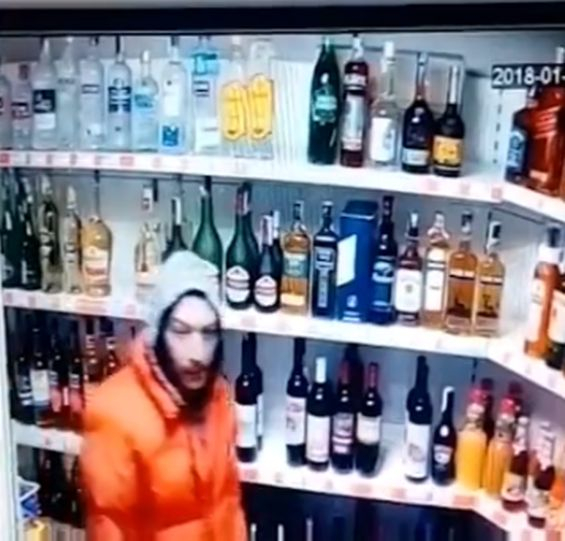Наглостта на тези мургави крадци във Варна няма край (ВИДЕО)