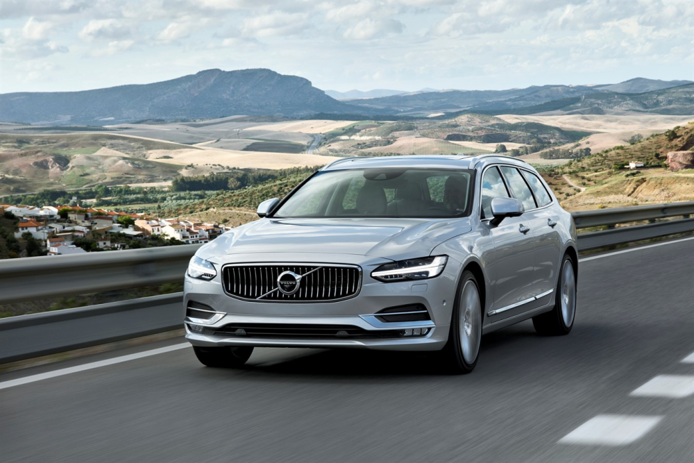 Volvo Cars с рекордни продажби през 2017 г. 
