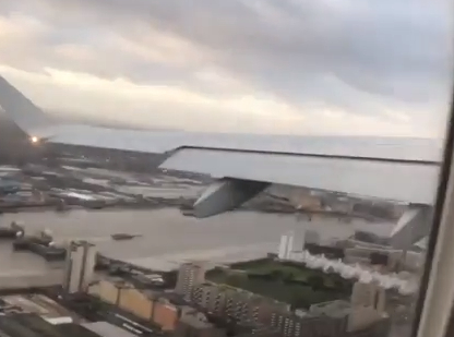 ВИДЕО: Какво се случва в самолет на British Airways заради урагана Елинор (ВИДЕО)