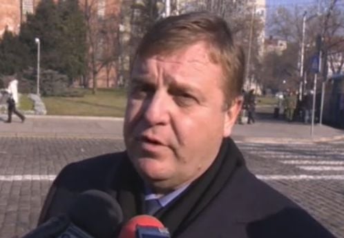 Каракачанов направи страховито предположение, свързано с хладнокръвния килър Росен Ангелов 