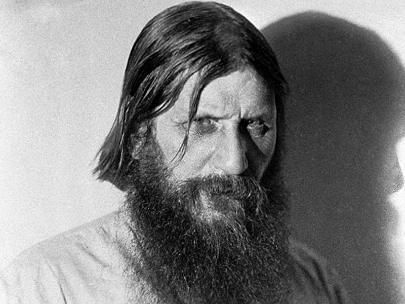 Косите ще ви настръхнат! 10 предсказания на Григорий Распутин, половината от които вече се сбъднаха  