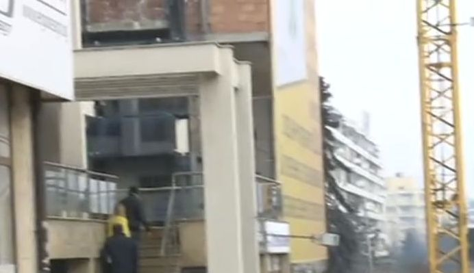 Очевидци на покушението срещу бизнесмена: Куршуми свистяха покрай ушите ни! Първи СНИМКИ