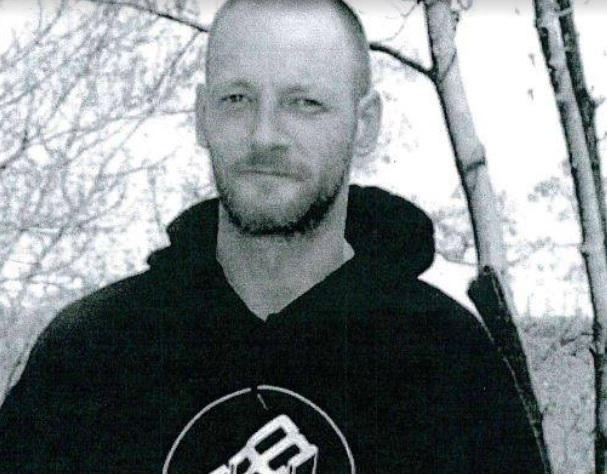 На Острова е изтезаван, убит и изгорен в кола литовец от бандеровската УДА, воювал в Донбас