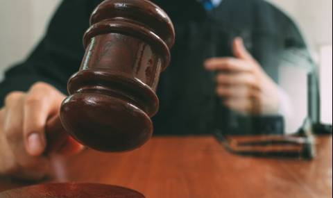 Прокуратурата обвини съдия и адвокат в опит за лично укривателство 