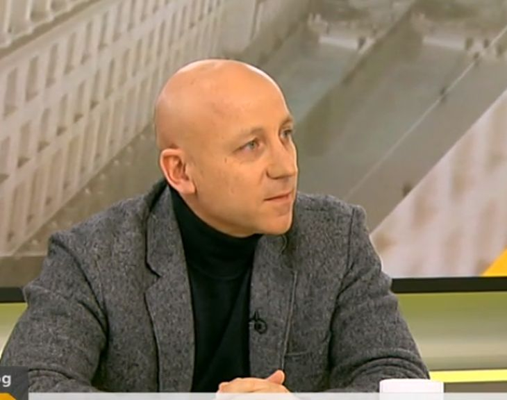 Преуспелият бизнесмен, който твърдеше, че у нас няма заплати по-ниски от 700-800 лева, издаде колко плаща на служителите си