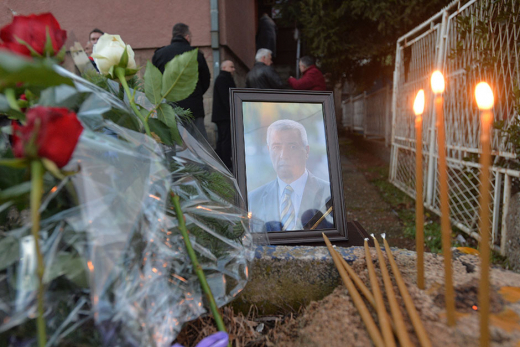 Погребаха Оливер Иванович в Алеята на заслужените граждани в Белград