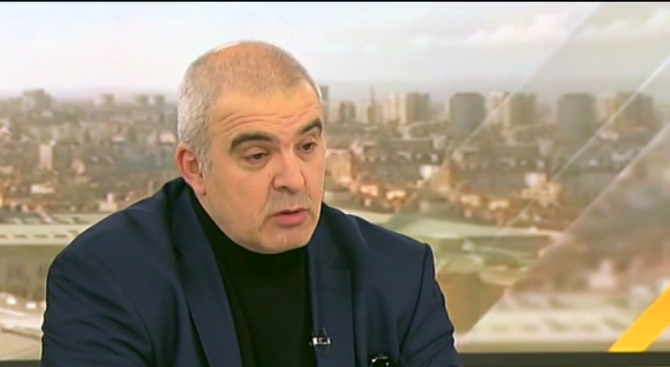 Депутати се захапаха в ефир за частната охрана и вота на недоверие 