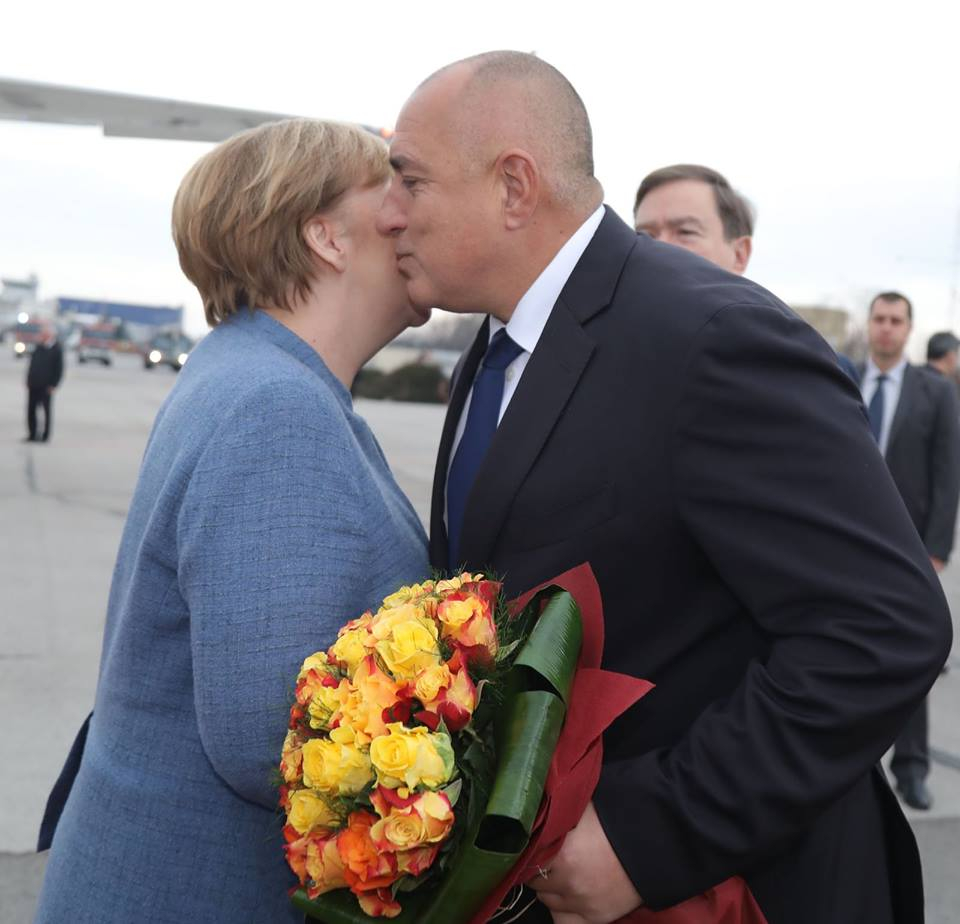 Борисов пусна интригуващи СНИМКИ с Ангела Меркел